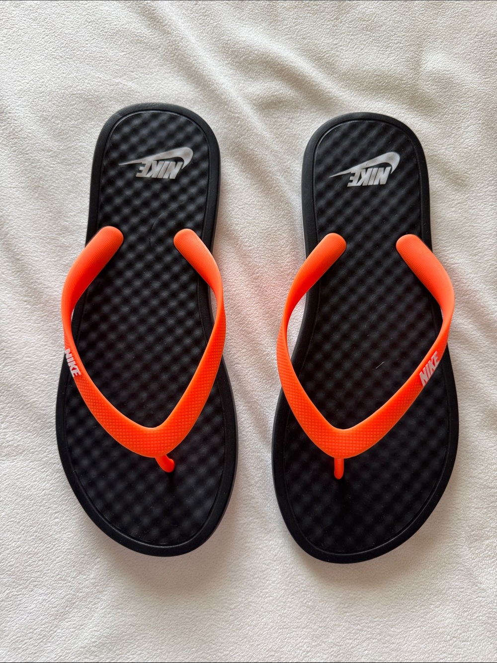 Nike On Deck flip flops